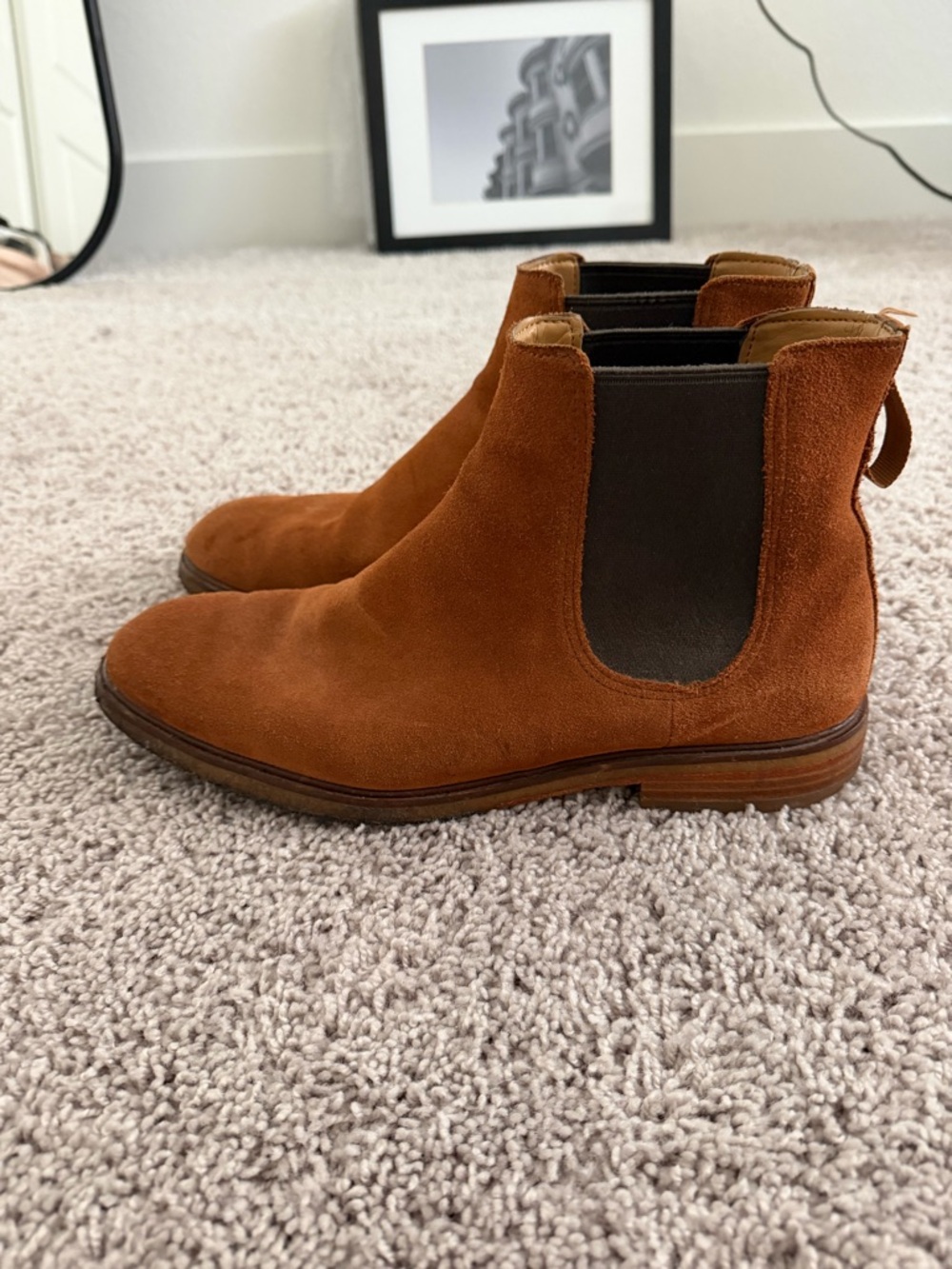 Clarks Clarkdale Mens Brown Suede Slip On Chelsea Boots dark tan - Picture 4 of 10